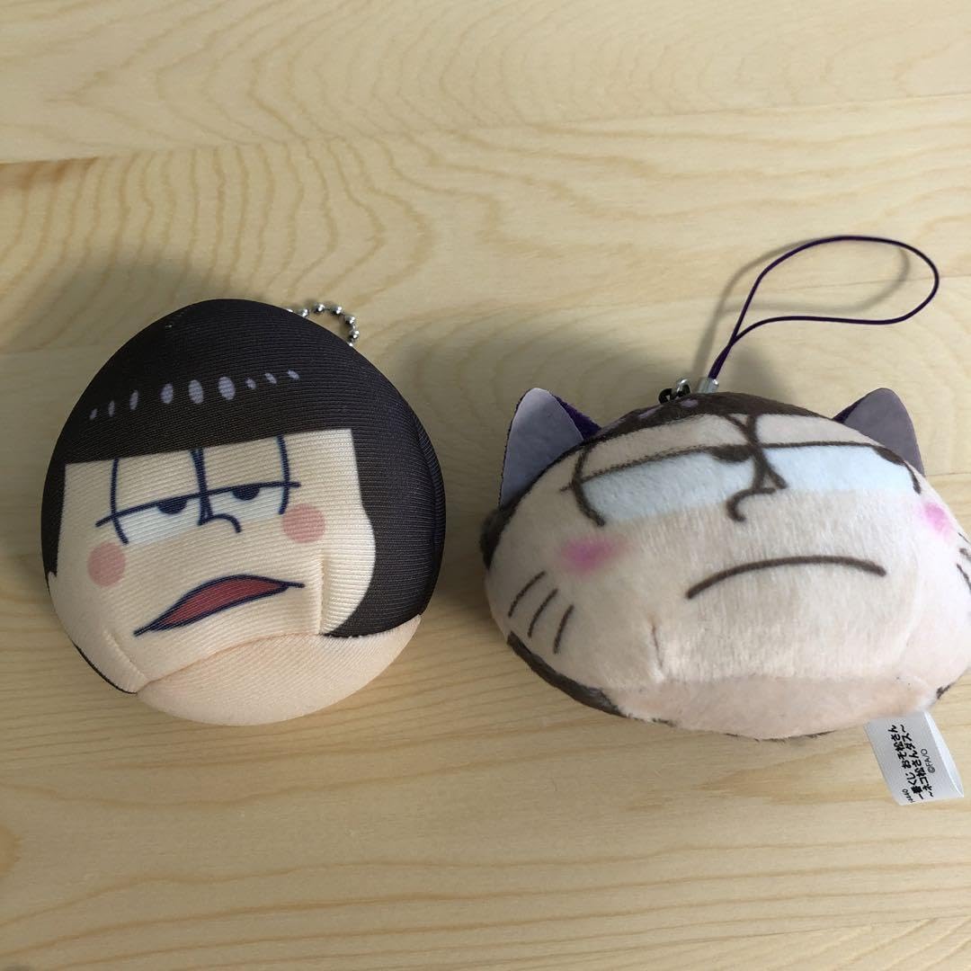 Amazon.co.jp: おそ松さん 一松グッズ キーホルダー 5個セット : おもちゃ